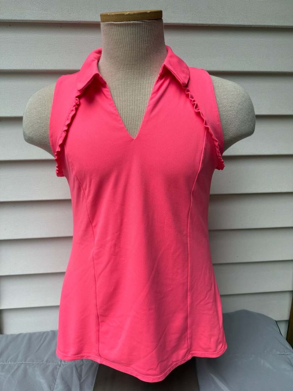Lilly Pulitzer Luxletic Martina Polo Size M Pink Sleeveless Golf Shirt